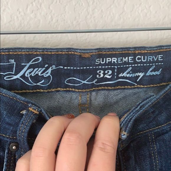 Levi's plus size skinny boot-32 - Picture 3 of 8